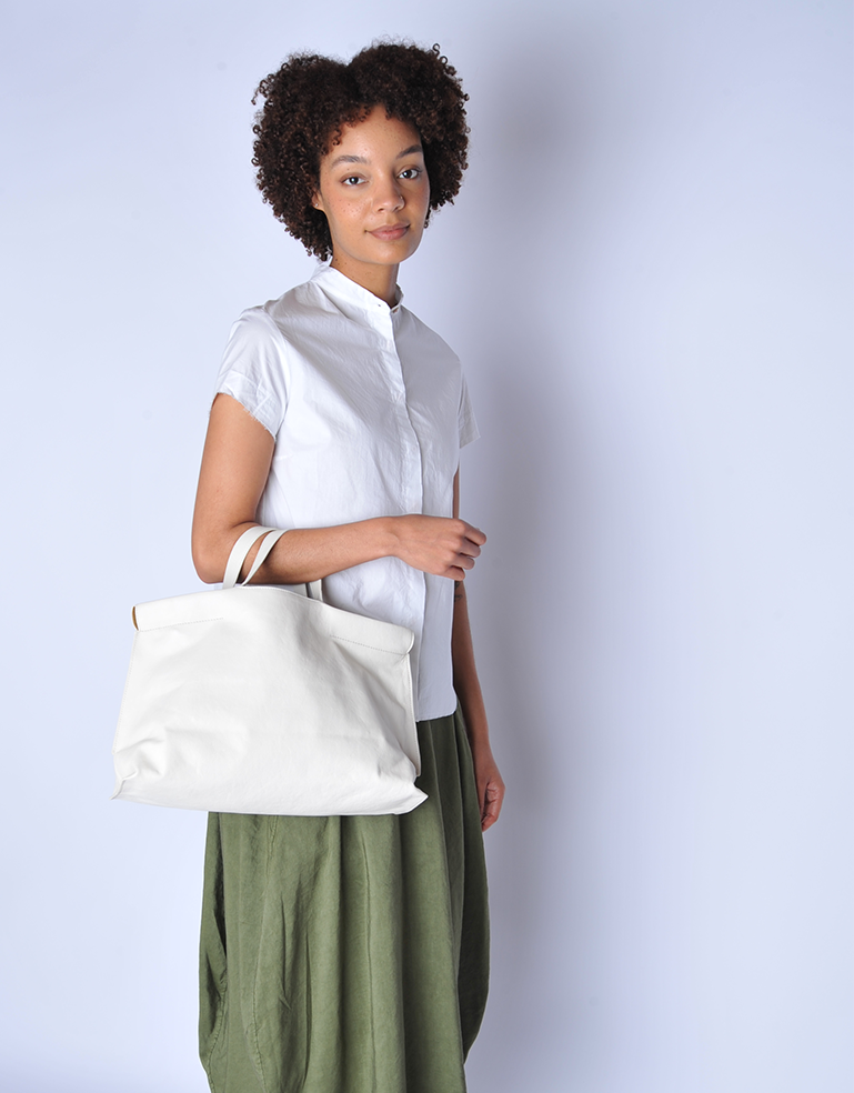 Bea Mombaers | Chalk Midi Shopper – Roztayger
