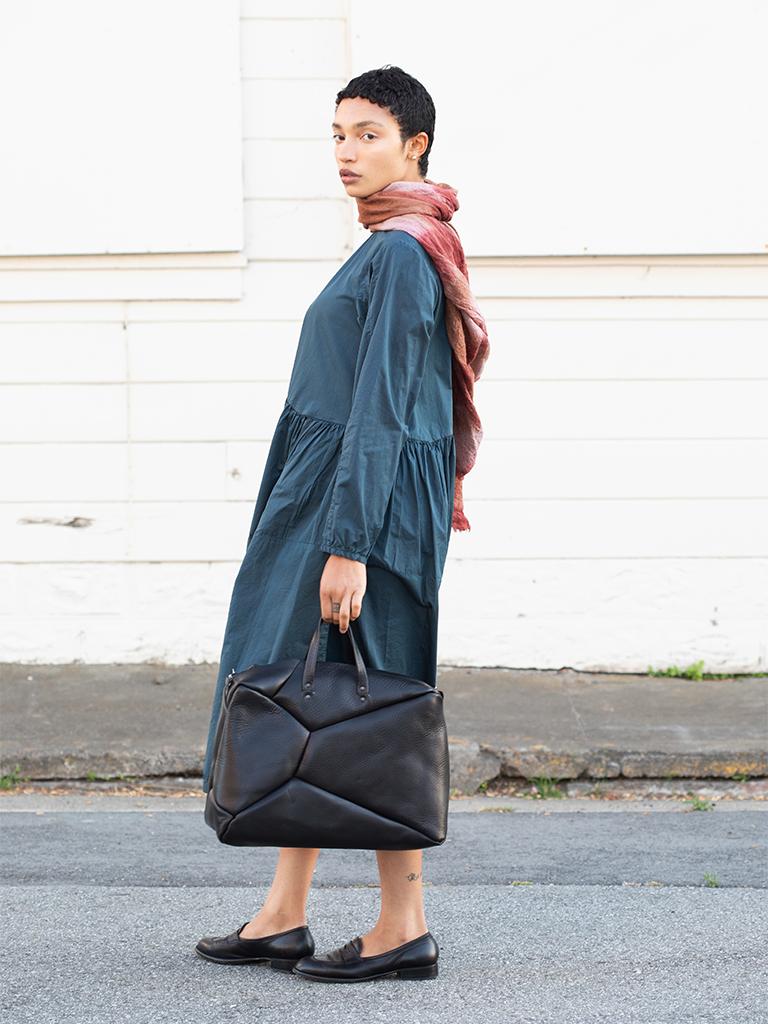 Black Move 9 Bag - Roztayger