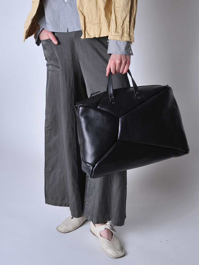 Black Move 9 Bag - Roztayger