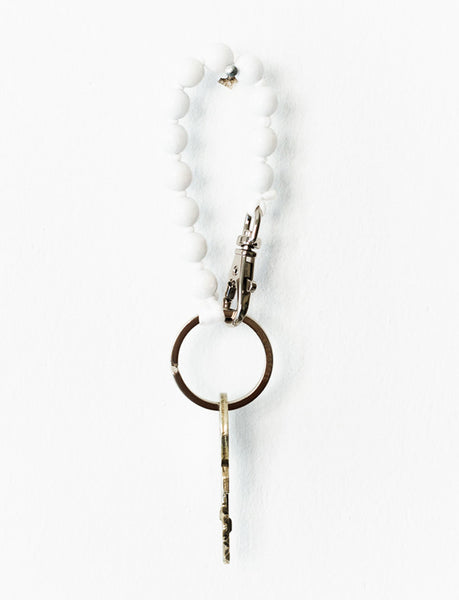 Ina Seifart | White Short Perlen Keychain