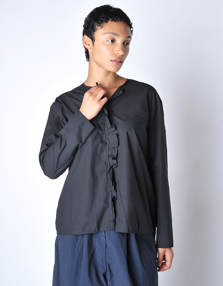 Black Long Sleeve Ruffle Girl Shirt - Roztayger