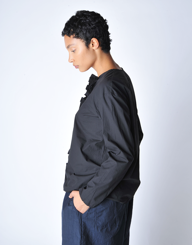 Black Long Sleeve Ruffle Girl Shirt - Roztayger