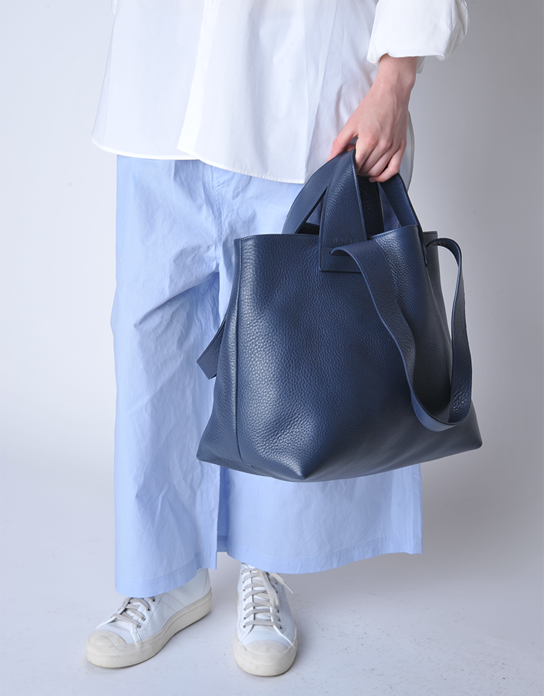 Navy Plein Tote - Roztayger