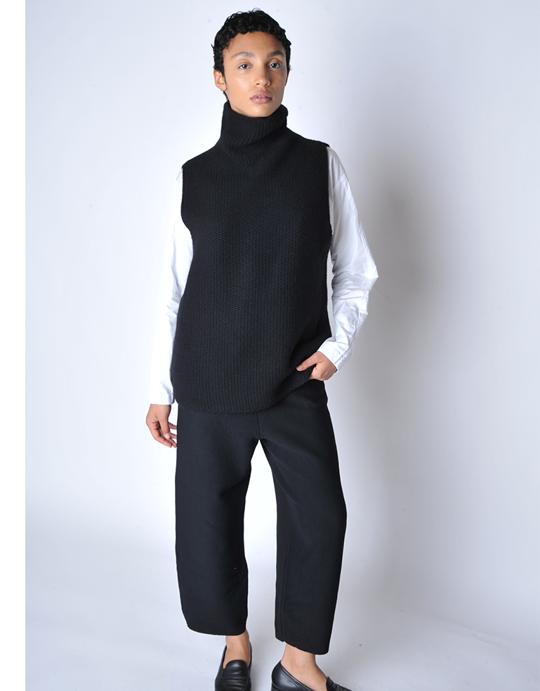 Black Toa Chunky Sleeveless Top - Roztayger