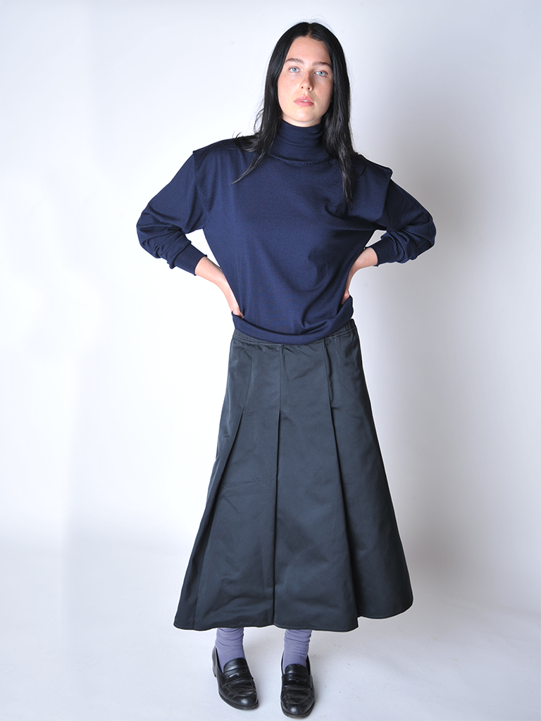 Black Sisli Wide Pleated Skirt - Roztayger