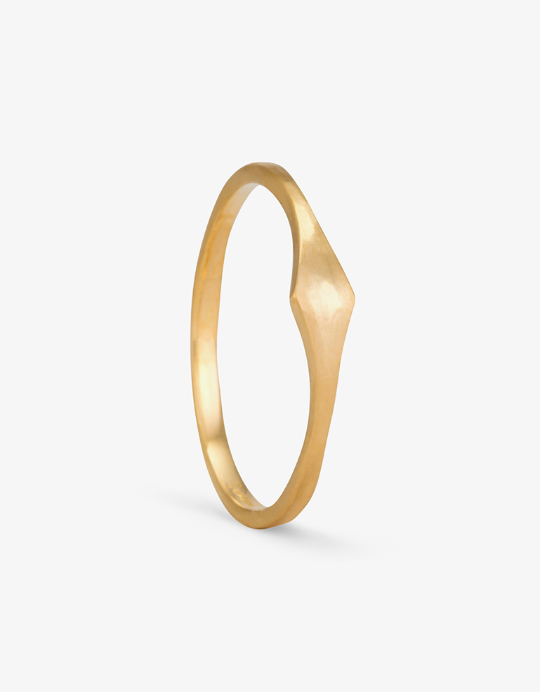 Satomi Kawakita | 18K Hammered Texture Marrakech Ring – Roztayger