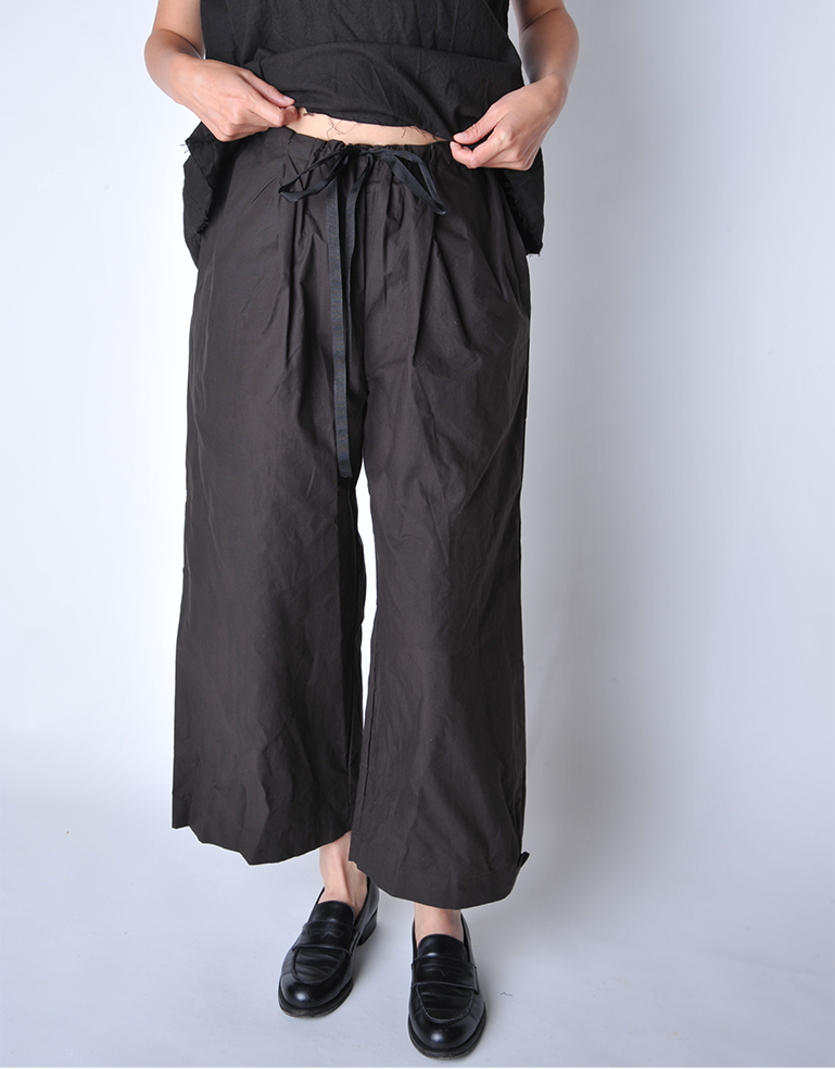 Bitter Chocolate Deep Pockets Wide Leg Cotton Pants - Roztayger