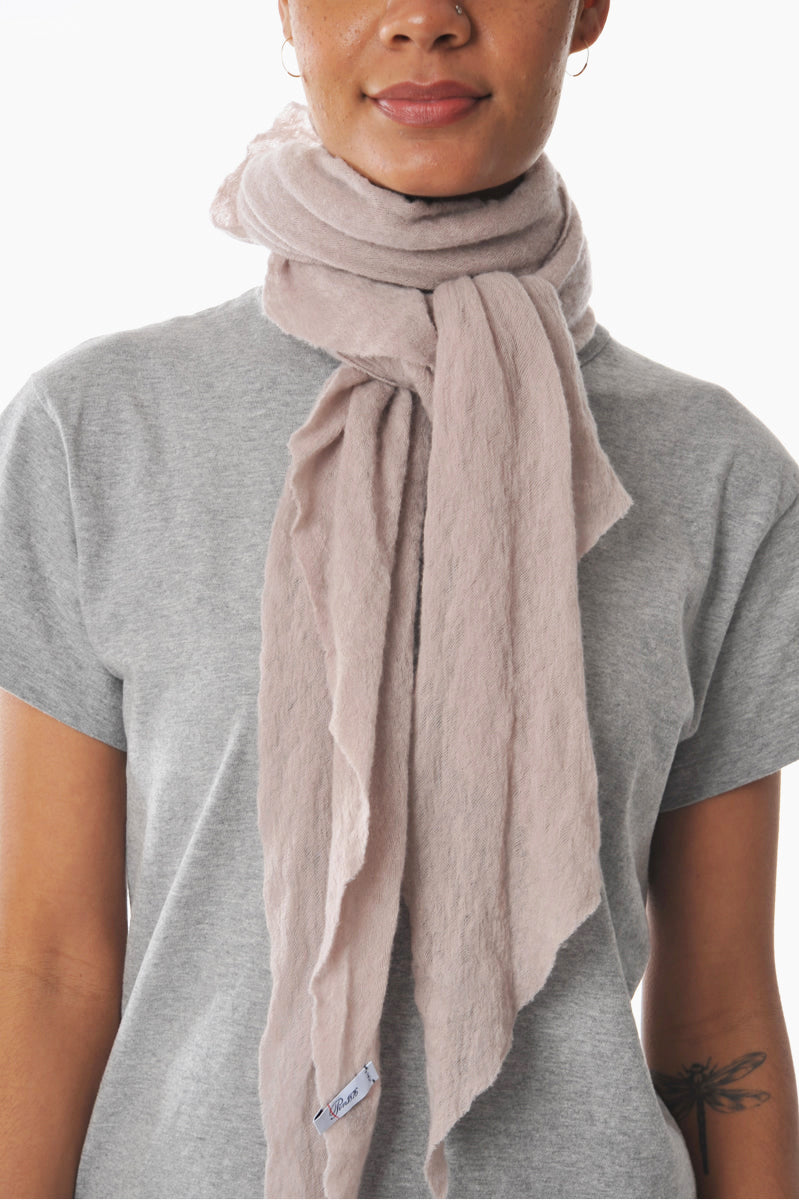 Botto Giuseppe Taupe Diamond Classic Knit Cashmere Scarf – Roztayger
