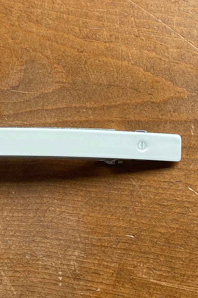 White XL Barrette 21 - Roztayger
