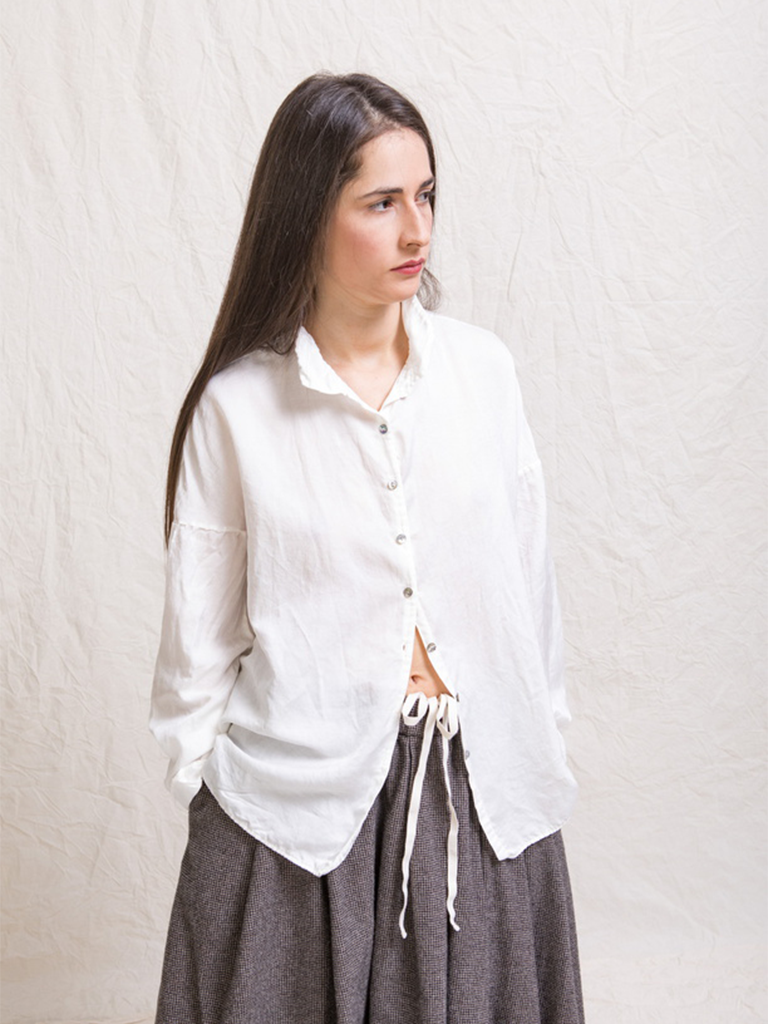 Milk Short Collar Shirt