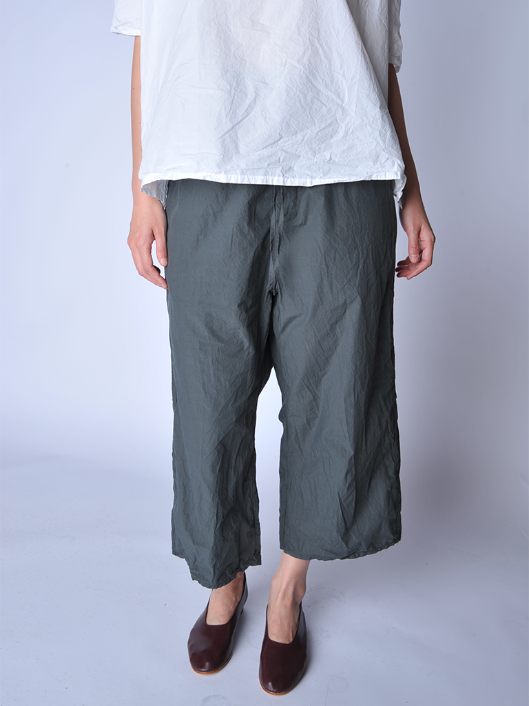 Thyme Wide and Short Trousers - Roztayger