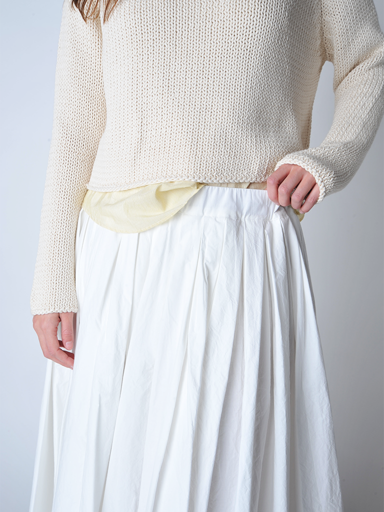 Milk Poplin Pull on Pleated Skirt