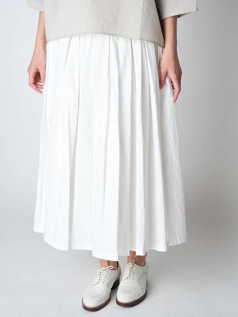 Milk Poplin Pull on Pleated Skirt