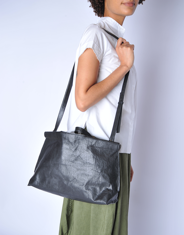 Black Midi Tote - Roztayger