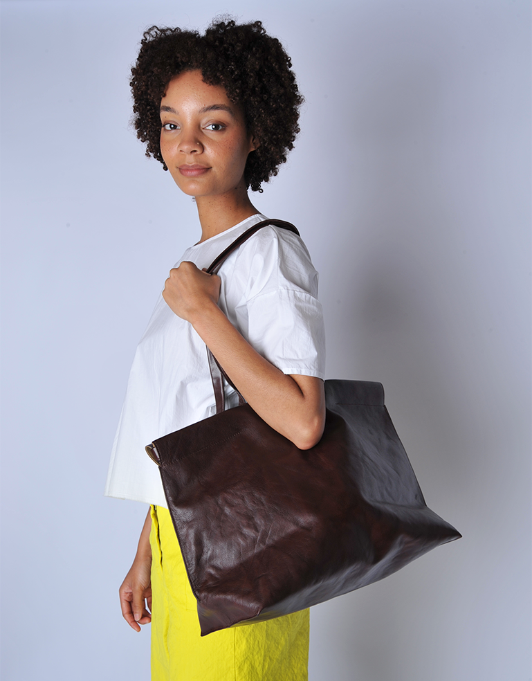 Brown East West Shopper - Roztayger