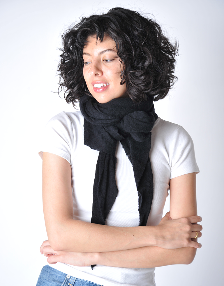 
                  
                    Black Classic Knit Diamond Cashmere Scarf - Roztayger
                  
                