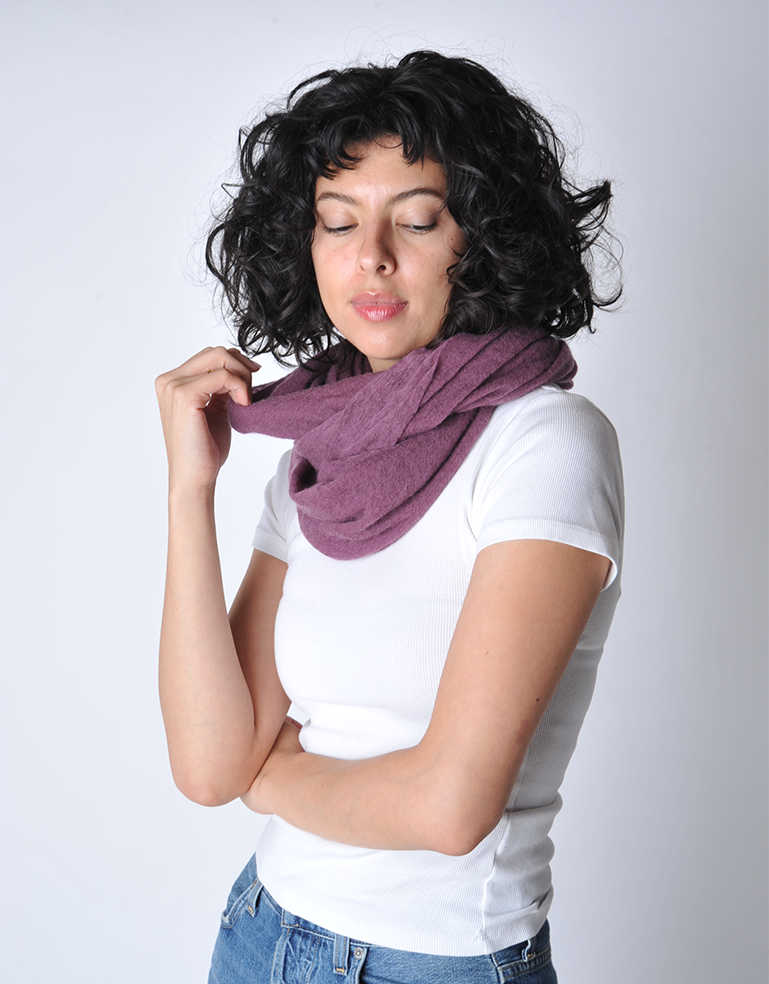 
                  
                    Thick Plum Mauve Classic Knit Cashmere Tube Scarf - Roztayger
                  
                