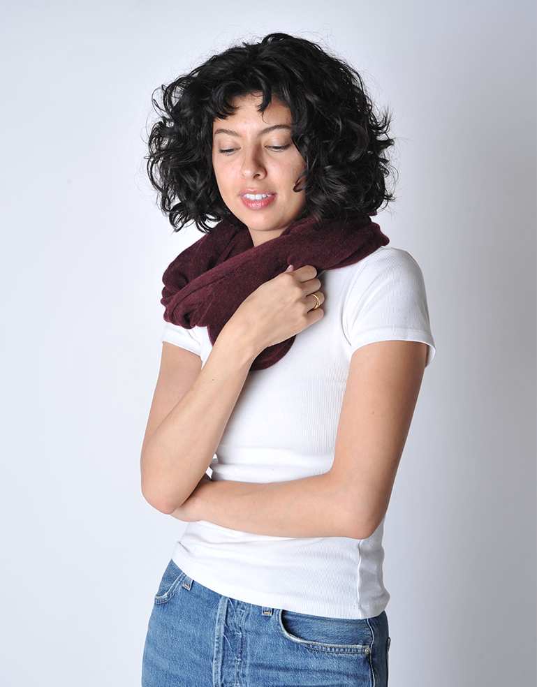 
                  
                    Thick Burgundy Melange Knit Cashmere Tube Scarf - Roztayger
                  
                