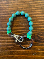 Salvia and Neon Green Short Perlen Keychain - Roztayger