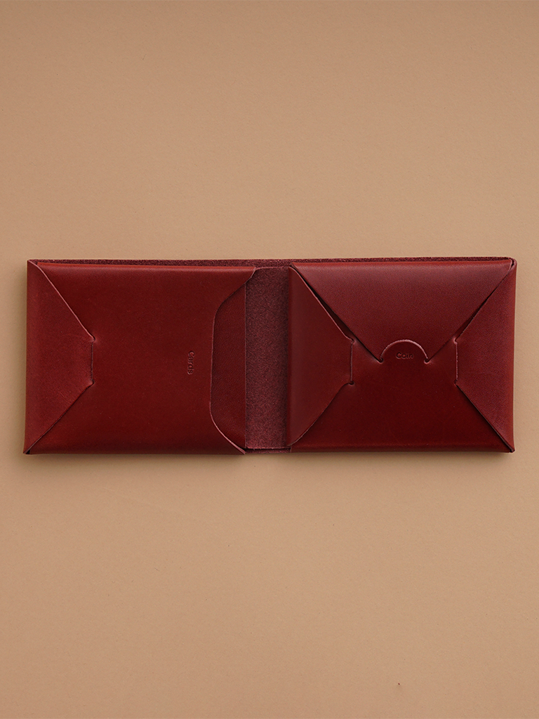 Burgundy Seamless Short Wallet