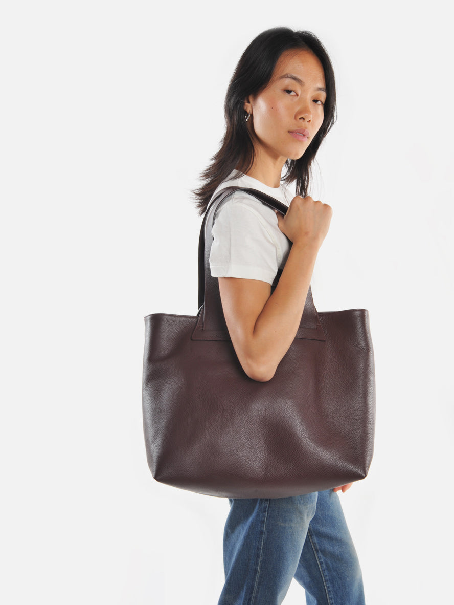 Women's Zip-Top Medium Transport Tote