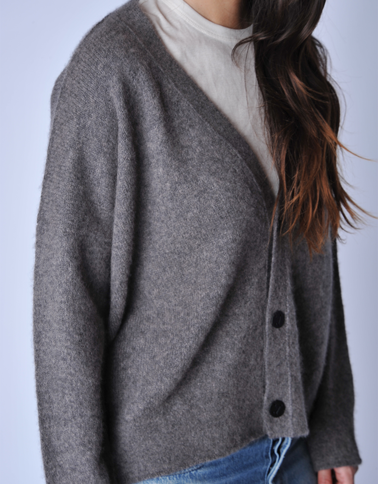 Earthy Ila Cashmere Cardigan - Roztayger
