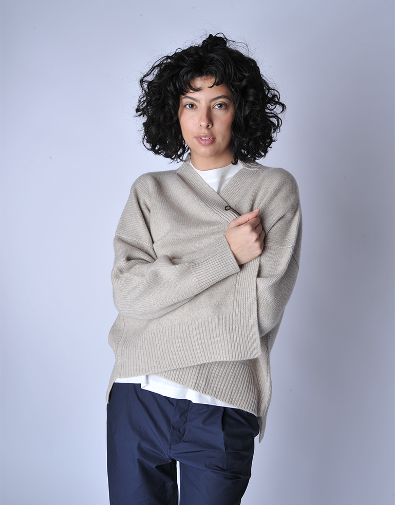 Feather Aire Chunky Knit Cardigan - Roztayger