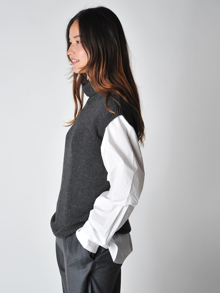 Charcoal Melange Mole Sweater