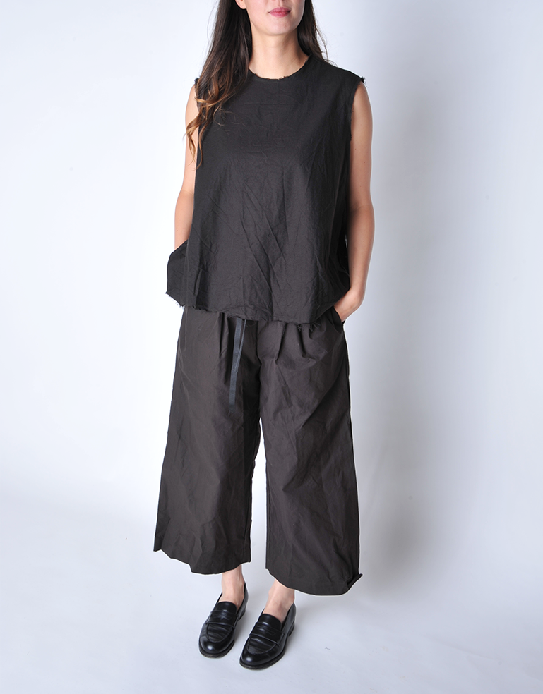 
                  
                    Bitter Chocolate Deep Pockets Wide Leg Cotton Pants - Roztayger
                  
                
