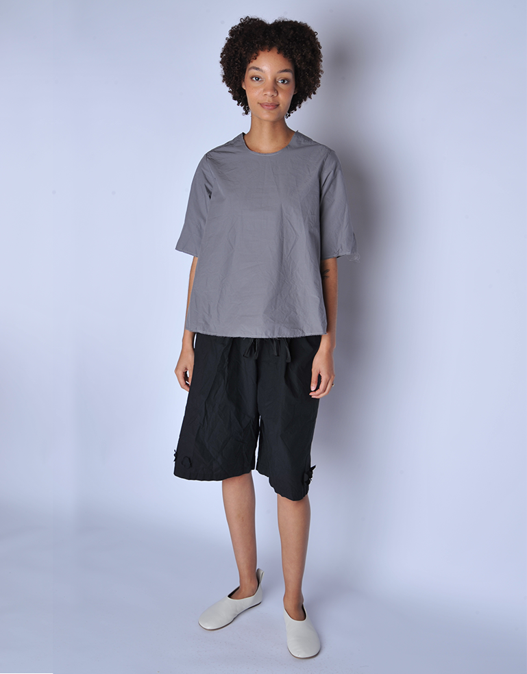 Grey V Back Elbow Length Shirt - Roztayger