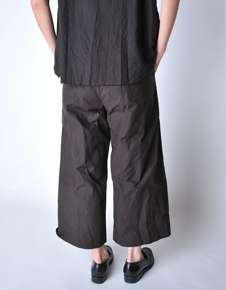 
                  
                    Bitter Chocolate Deep Pockets Wide Leg Cotton Pants - Roztayger
                  
                