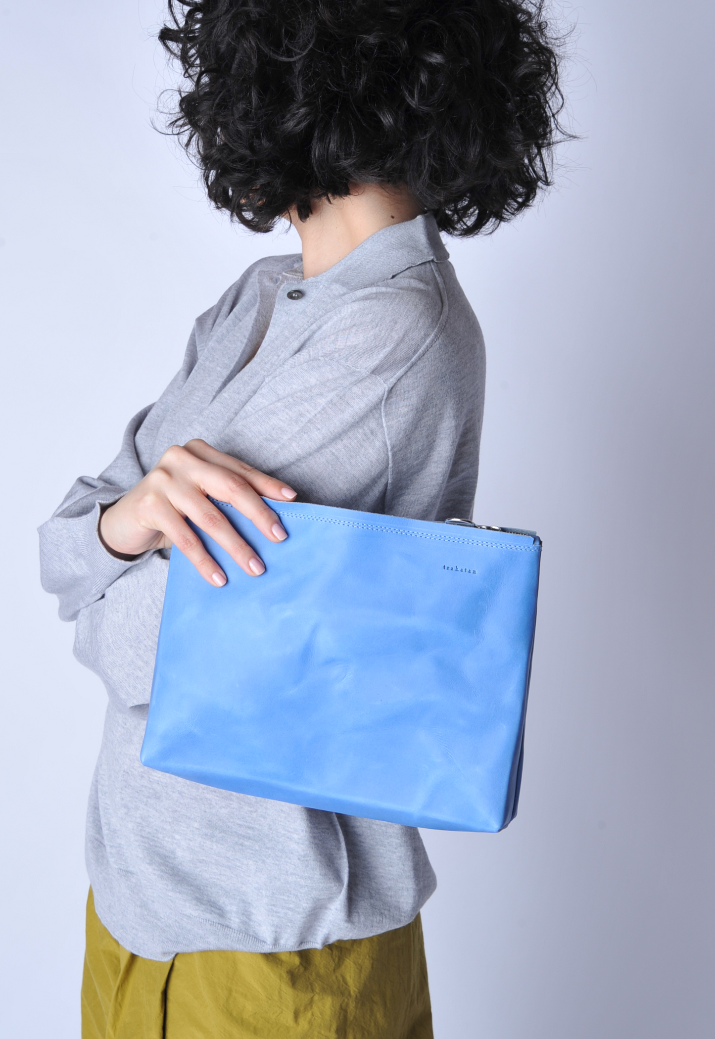Cobalt Medium Pouch - Roztayger