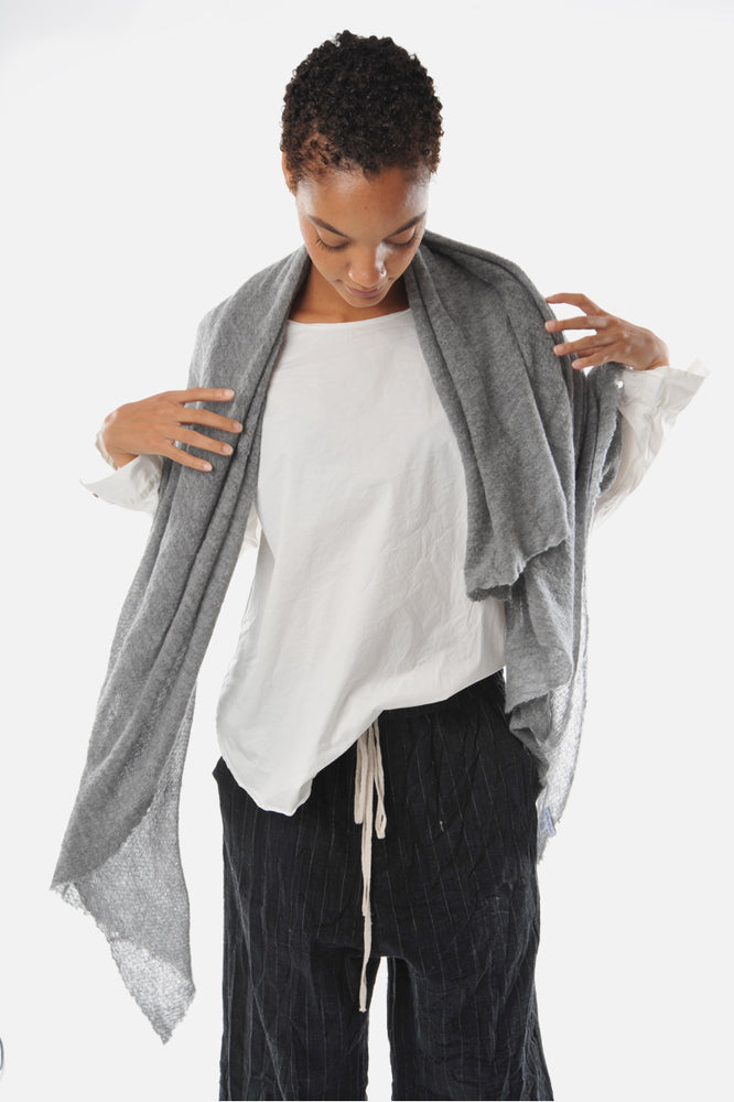 
                  
                    Grey Melange cashmere stole - Roztayger
                  
                