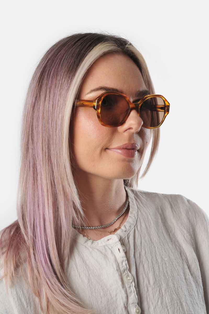 001 Sunrise Light Tortoise Sunglasses - Roztayger